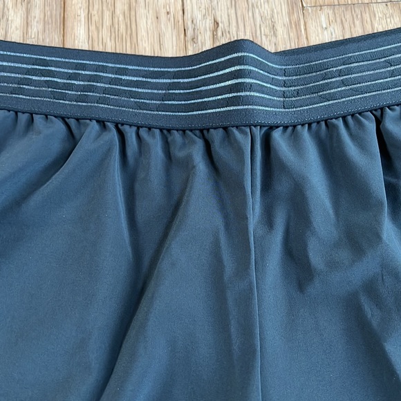 Nike Women's Core Flex Short 4” Gray - Picture 5 of 10